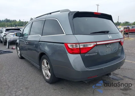 2011 Honda Odyssey Touring/Touring Elite from USA, damaged, VIN 5FNRL5H94BB001896